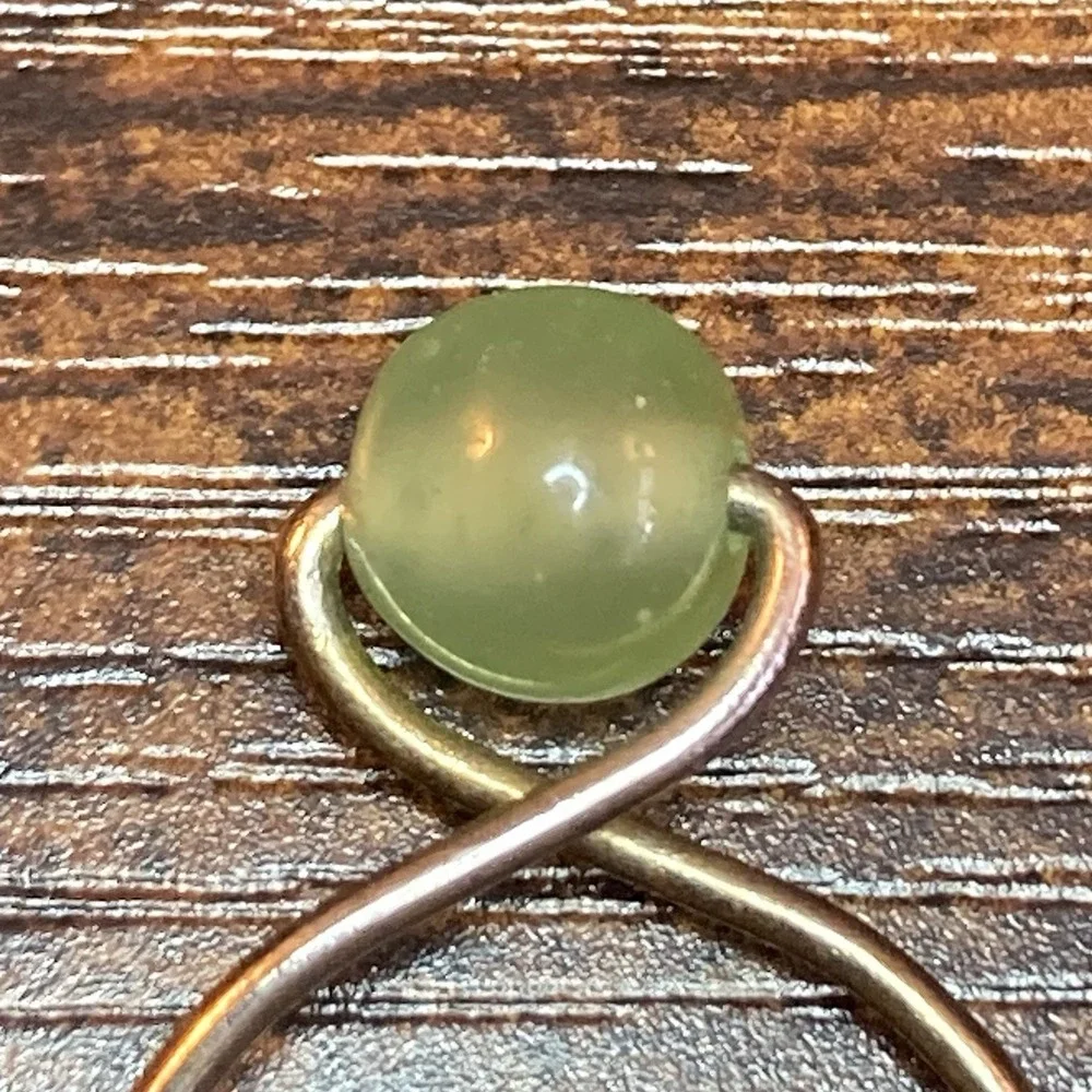 Wire Wrap Ring‎ Size 6.5 Light Green Bead Silver Tone Minimalist Freeform